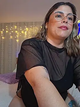 Snapshot of Juliietha_servas chatting on May 2026 12:16:02 AM Juliietha servas online show from May 2026 12:16:02 AM