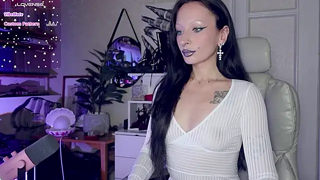 Snapshot of _owner chatting on February 2026 08:52:01 AM owner online show from February 2026 08:52:01 AM