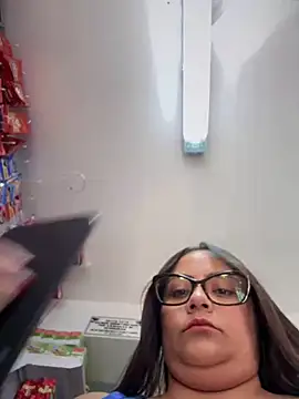 Snapshot of Sol_biglips chatting on December 2024 01:06:01 PM Sol biglips online show from December 2024 01:06:01 PM