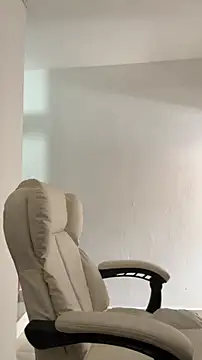 Snapshot of Sol_biglips chatting on November 2025 03:22:01 PM Sol biglips online show from November 2025 03:22:01 PM