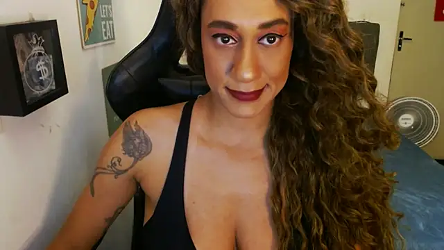 Snapshot of gauchinhaG chatting on February 2025 07:07:01 PM gauchinhaG online show from February 2025 07:07:01 PM