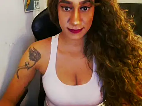 Snapshot of gauchinhaG chatting on February 2025 09:41:02 PM gauchinhaG online show from February 2025 09:41:02 PM