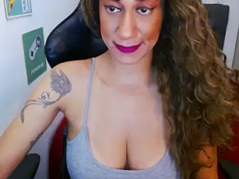 Snapshot of gauchinhaG chatting on February 2025 04:35:02 PM gauchinhaG online show from February 2025 04:35:02 PM