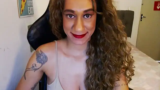 Snapshot of gauchinhaG chatting on March 2025 06:44:02 PM gauchinhaG online show from March 2025 06:44:02 PM