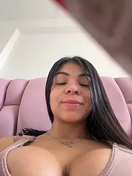 SophiaKarson online show from January 2025 02:08:02 PM