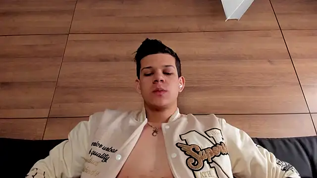 Snapshot of MarcoSullivan chatting on January 2025 02:36:02 PM MarcoSullivan online show from January 2025 02:36:02 PM