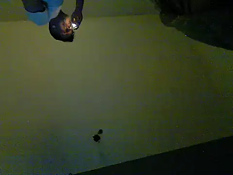 Snapshot of oopsxx chatting on February 2025 11:37:02 PM oopsxx online show from February 2025 11:37:02 PM