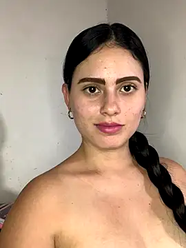 Azuna25 online show from September 2025 08:09:01 PM