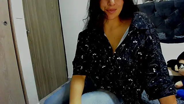 Snapshot of Imevarose chatting on November 2025 12:48:02 PM Imevarose online show from November 2025 12:48:02 PM