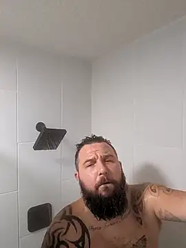 Snapshot of beardedbeasty86 chatting on October 2025 10:59:02 AM beardedbeasty86 online show from October 2025 10:59:02 AM