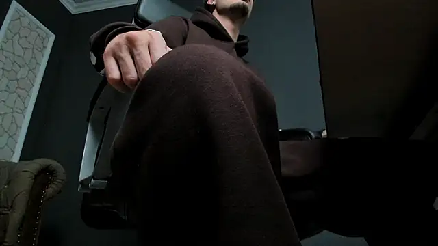 BrandonTate online show from December 2025 12:34:02 PM