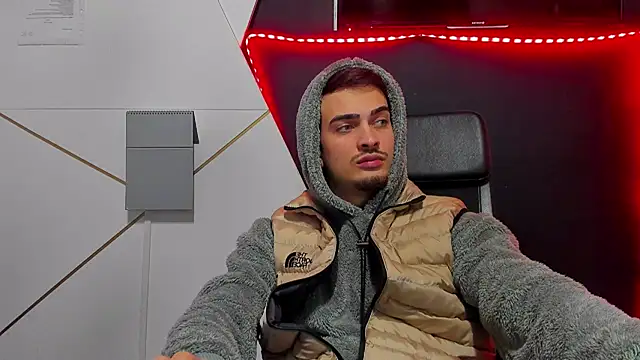 Snapshot of BrandonTate chatting on February 2026 08:02:02 AM BrandonTate online show from February 2026 08:02:02 AM