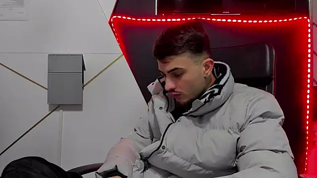 Snapshot of BrandonTate chatting on February 2026 05:23:02 PM BrandonTate online show from February 2026 05:23:02 PM