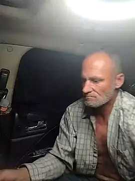 Snapshot of FloppyPickle4u chatting on February 2025 02:15:01 AM FloppyPickle4u online show from February 2025 02:15:01 AM