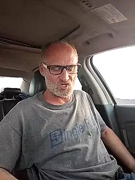 Snapshot of FloppyPickle4u chatting on February 2025 12:41:01 AM FloppyPickle4u online show from February 2025 12:41:01 AM