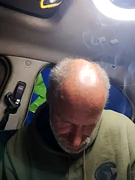 Snapshot of FloppyPickle4u chatting on February 2025 05:14:02 AM FloppyPickle4u online show from February 2025 05:14:02 AM