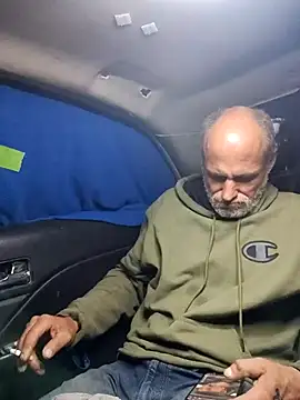 Snapshot of FloppyPickle4u chatting on February 2025 08:19:02 AM FloppyPickle4u online show from February 2025 08:19:02 AM