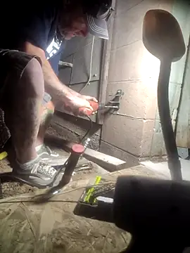 Snapshot of FloppyPickle4u chatting on February 2025 04:05:02 AM FloppyPickle4u online show from February 2025 04:05:02 AM