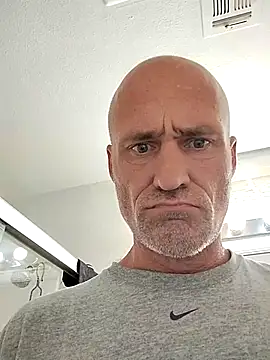 Snapshot of FloppyPickle4u chatting on February 2025 11:04:01 PM FloppyPickle4u online show from February 2025 11:04:01 PM