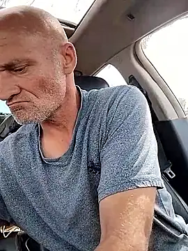 Snapshot of FloppyPickle4u chatting on February 2025 07:35:02 PM FloppyPickle4u online show from February 2025 07:35:02 PM