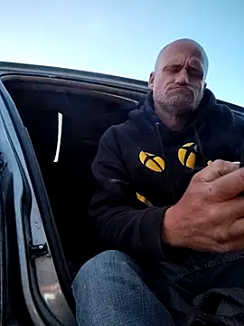 Snapshot of FloppyPickle4u chatting on March 2025 01:53:02 AM FloppyPickle4u online show from March 2025 01:53:02 AM