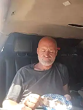 Snapshot of FloppyPickle4u chatting on March 2025 05:43:02 PM FloppyPickle4u online show from March 2025 05:43:02 PM