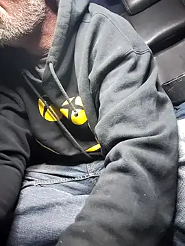 Snapshot of FloppyPickle4u chatting on March 2025 03:11:02 AM FloppyPickle4u online show from March 2025 03:11:02 AM