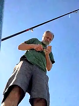 Snapshot of FloppyPickle4u chatting on October 2025 07:51:01 PM FloppyPickle4u online show from October 2025 07:51:01 PM