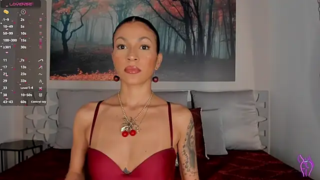 LunaRuso online show from February 2025 08:29:02 PM