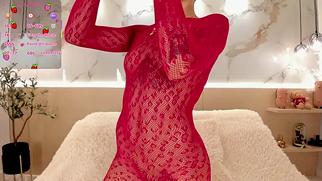 LunaRuso online show from March 2026 04:59:01 PM