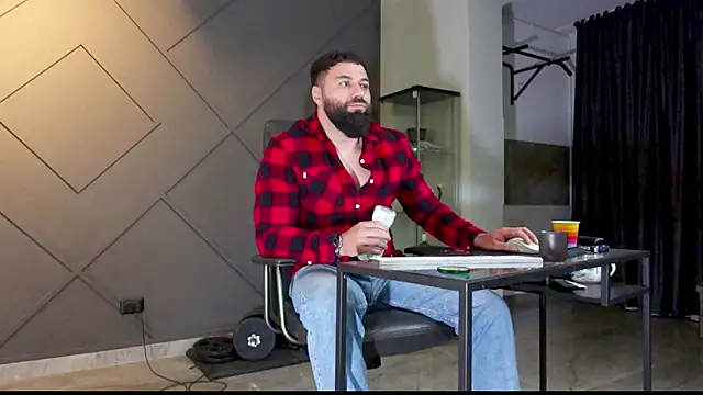 mattmasterss online show from February 2025 05:08:01 AM