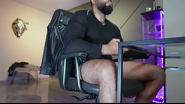 mattmasterss online show from September 2025 12:43:02 AM