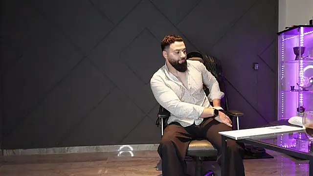 mattmasterss online show from April 2026 07:29:01 PM