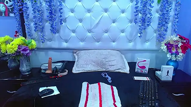 Brith Adams online show from December 2024 08:48:01 AM