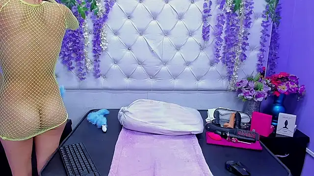 Brith Adams online show from October 2025 02:30:01 AM