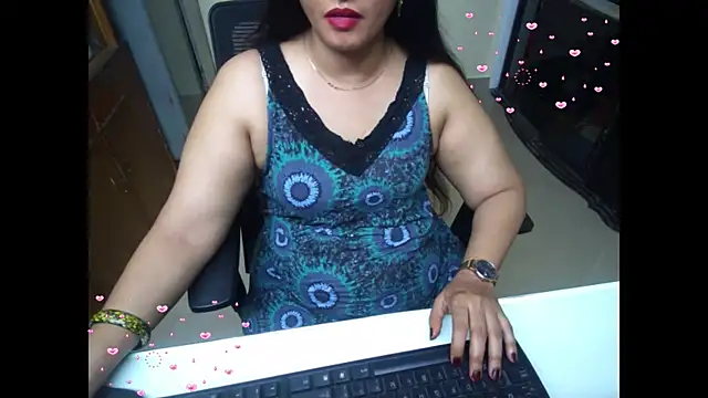 Arushisingh8888 online show from September 2025 09:09:01 AM