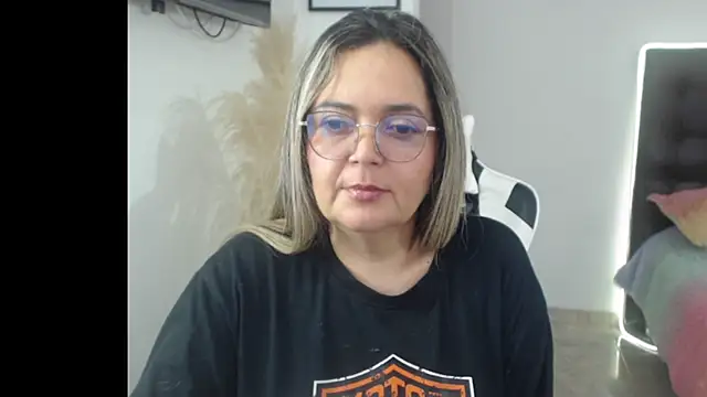 samy vsn online show from November 2025 07:23:02 PM