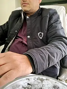 Hot-man39 online show from December 2024 07:04:02 AM