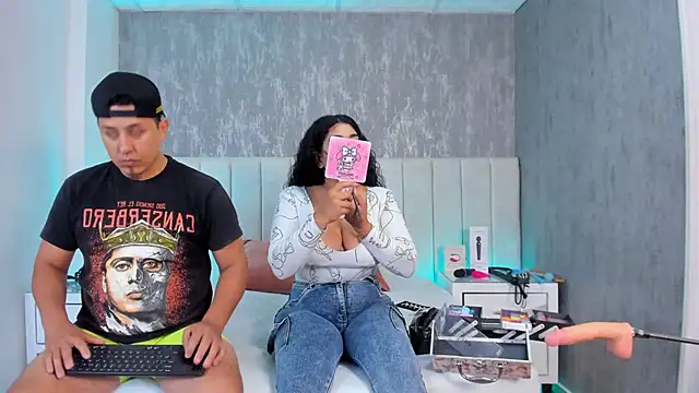 Liana Asaff online show from March 2025 08:31:01 PM