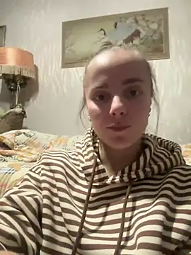 Snapshot of AlisaKissss chatting on December 2024 07:32:02 PM AlisaKissss online show from December 2024 07:32:02 PM
