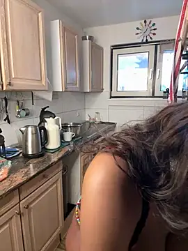 Shantel-Olivia online show from November 2025 08:19:01 AM