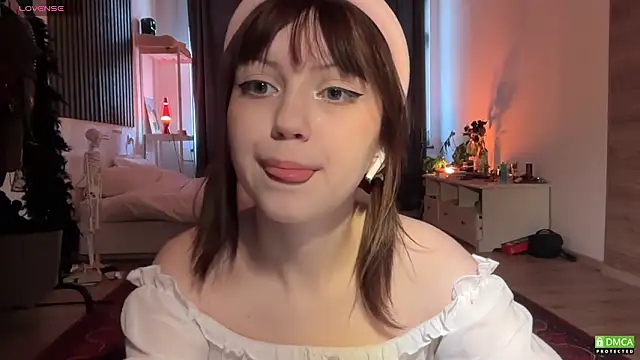 electric babe online show from March 2026 11:16:01 AM