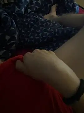 Flouflolutin online show from November 2025 08:51:01 PM