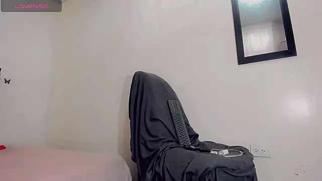 Rubi 30 online show from January 2025 07:37:01 PM