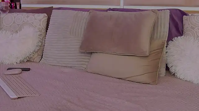 Snapshot of BrianaKennedi chatting on February 2026 06:26:01 AM BrianaKennedi online show from February 2026 06:26:01 AM