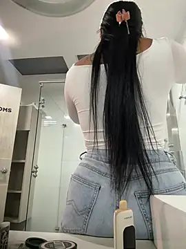 PaulinaDuarte online show from April 2026 11:27:02 AM