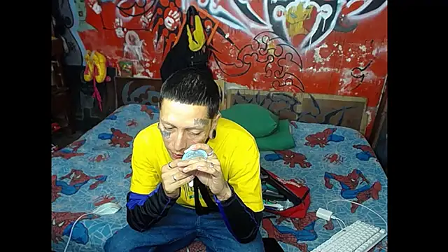 deivid estrada online show from February 2025 09:25:02 PM