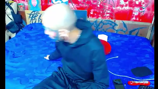 deivid estrada online show from September 2025 04:28:02 PM