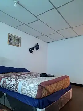 andresbigcock9 online show from April 2026 08:36:01 PM