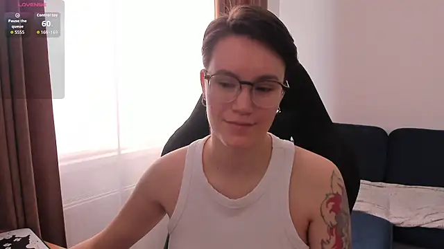 JessieFlower online show from April 2026 07:28:01 AM